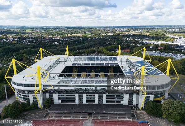 Sân vận động Signal Iduna Park: Nơi cảm xúc thăng hoa