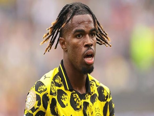 Cơ hội và thách thức cho Chukwuemeka tại Bundesliga