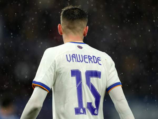Số áo Valverde tại Real Madrid qua từng mùa giải