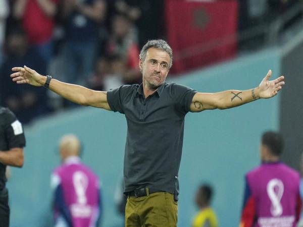 HLV Luis Enrique: Nhà cầm quân tài ba của thế giới